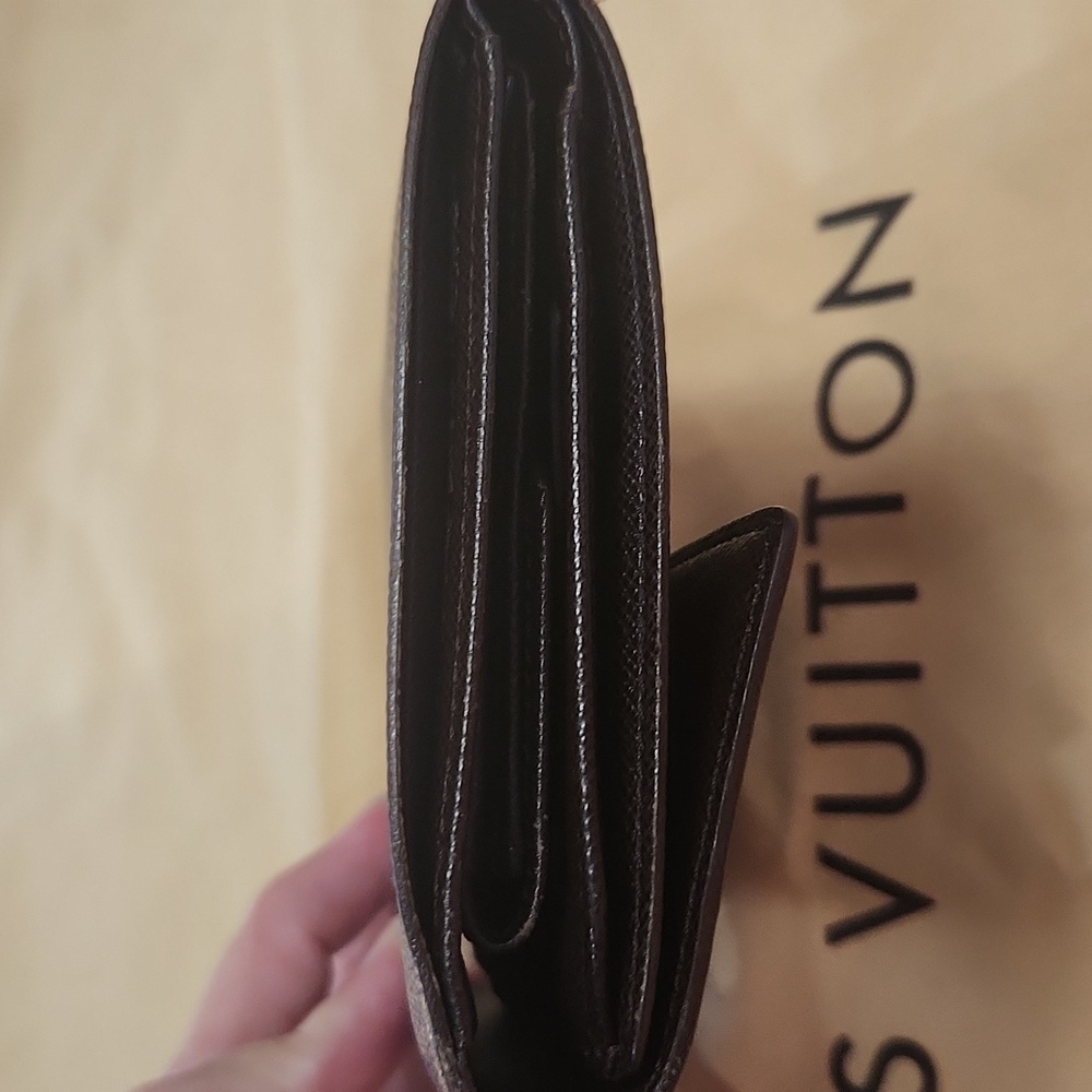 Louis Vuitton Damier Ebene Wallet - Picture 6 of 15